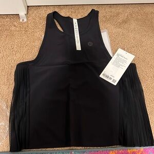 New Lululemon side pleats tennis tank